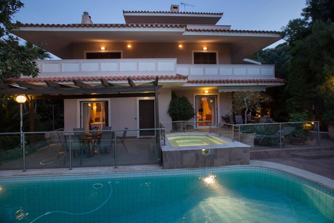 Exceptional Villa In Voula Near The Sea Athene Buitenkant foto